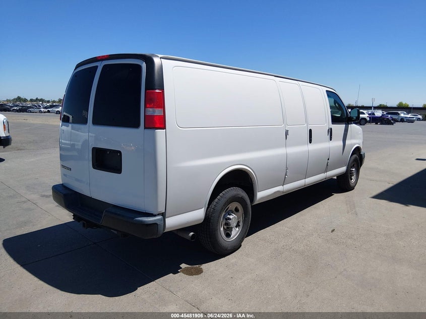 2020 Chevrolet Express cargo VIN 1GCZGHFP9L1128404 IAAI salvage auction — NORMAL WEAR, Sf97 (California), sold $13,250 on 2026-07-30 (photo 4)