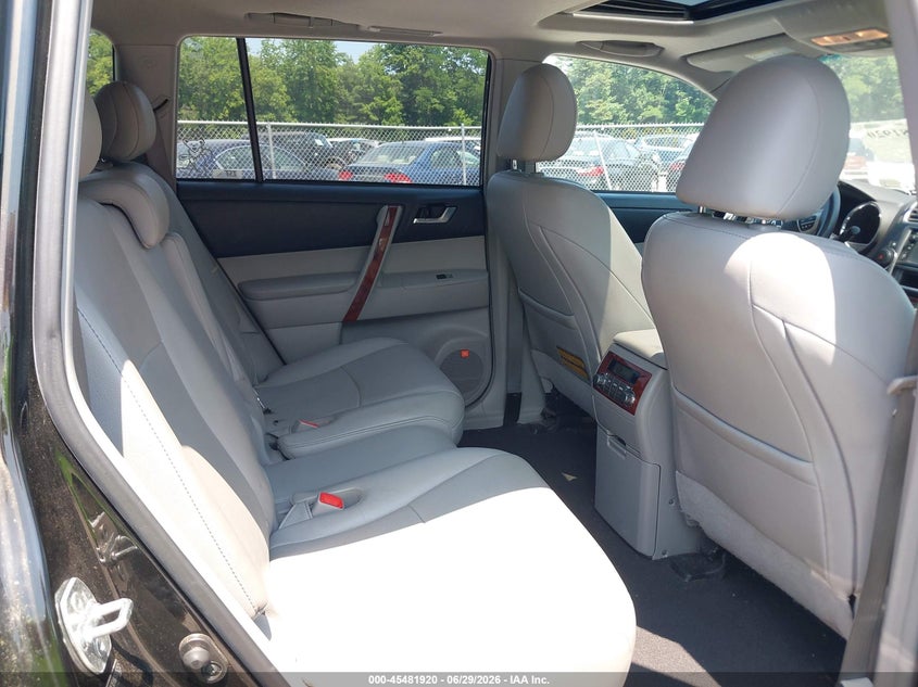 2013 Toyota Highlander VIN 5TDDK3EH8DS185252 IAAI salvage auction — FRONT END, Mv-907A (New York), sold $4,000 on 2026-07-28 (photo 8)