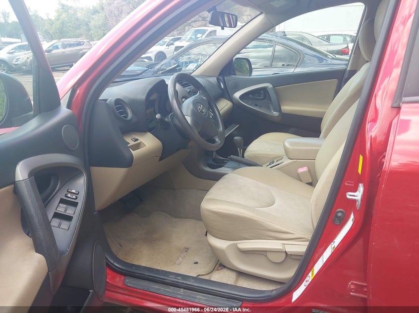 2009 Toyota Rav 4 VIN JTMBF33V995010557 IAAI salvage auction — NORMAL WEAR, Clear (Massachusetts), sold $2,025 on 2026-07-07 (photo 5)