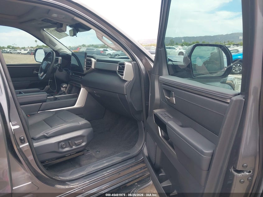2024 Toyota Tundra VIN 5TFWA5DB8RX225142 IAAI salvage auction — LEFT FRONT, Salvage Title, sold $19,600 on 2026-07-21 (photo 5)