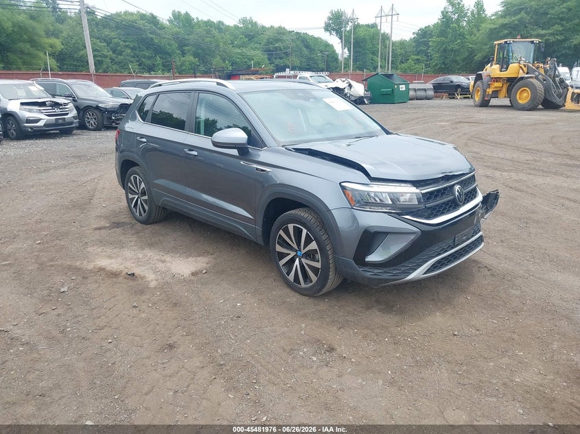 2023 Volkswagen Taos VIN 3VVNX7B24PM317913 IAAI salvage auction — SIDE, Wait Title, sold $5,800 on 2026-08-20 (photo 1)