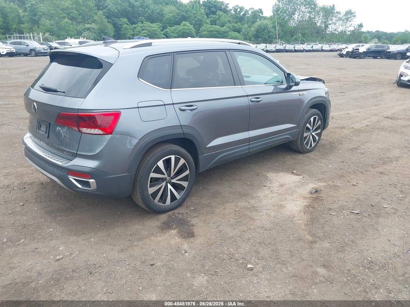 2023 Volkswagen Taos VIN 3VVNX7B24PM317913 IAAI salvage auction — SIDE, Wait Title, sold $5,800 on 2026-08-20 (photo 4)