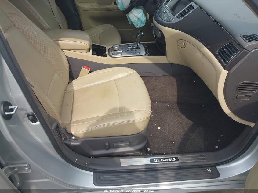 2011 Hyundai Genesis VIN KMHGC4DF1BU114110 IAAI salvage auction — FRONT END, Salvage - Greater Than 75% (Maryland), sold $475 on 2026-07-30 (photo 5)