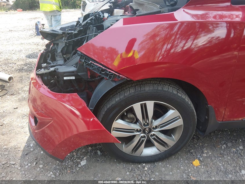 2015 Hyundai Tucson VIN KM8JUCAG4FU987883 IAAI salvage auction — FRONT END, Salvage (Virginia), sold $1,200 on 2026-07-11 (photo 6)