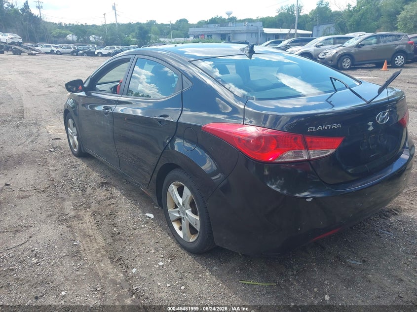 2013 Hyundai Elantra VIN KMHDH4AE6DU503540 IAAI salvage auction — NORMAL WEAR, Salvage (Rhode Island), sold $1,000 on 2026-07-28 (photo 3)