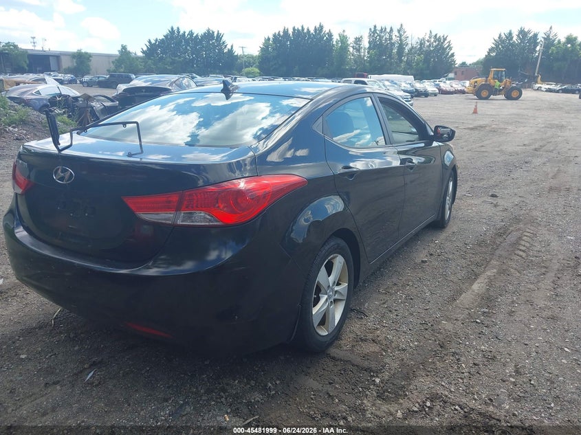 2013 Hyundai Elantra VIN KMHDH4AE6DU503540 IAAI salvage auction — NORMAL WEAR, Salvage (Rhode Island), sold $1,000 on 2026-07-28 (photo 4)