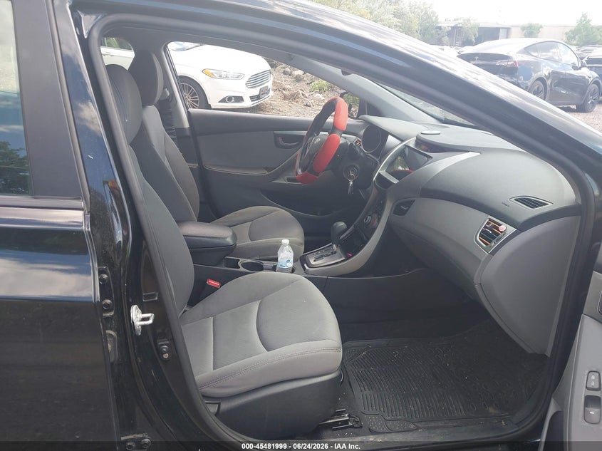 2013 Hyundai Elantra VIN KMHDH4AE6DU503540 IAAI salvage auction — NORMAL WEAR, Salvage (Rhode Island), sold $1,000 on 2026-07-28 (photo 5)