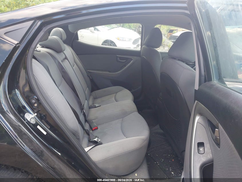 2013 Hyundai Elantra VIN KMHDH4AE6DU503540 IAAI salvage auction — NORMAL WEAR, Salvage (Rhode Island), sold $1,000 on 2026-07-28 (photo 8)