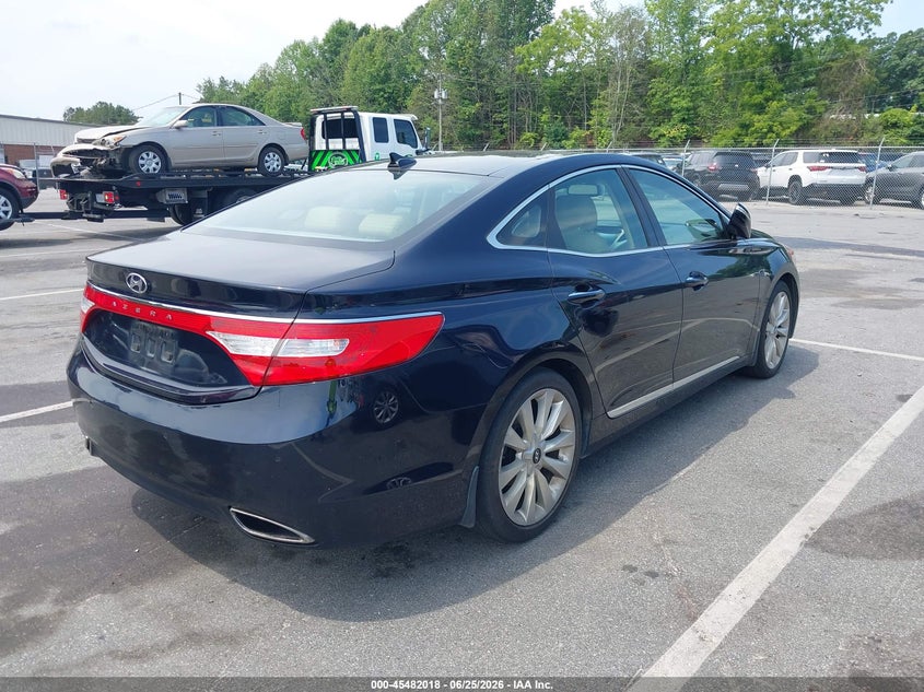 2013 Hyundai Azera VIN KMHFH4JG2DA269456 IAAI salvage auction — SIDE, Salvage (North Carolina), sold $1,600 on 2026-07-11 (photo 4)
