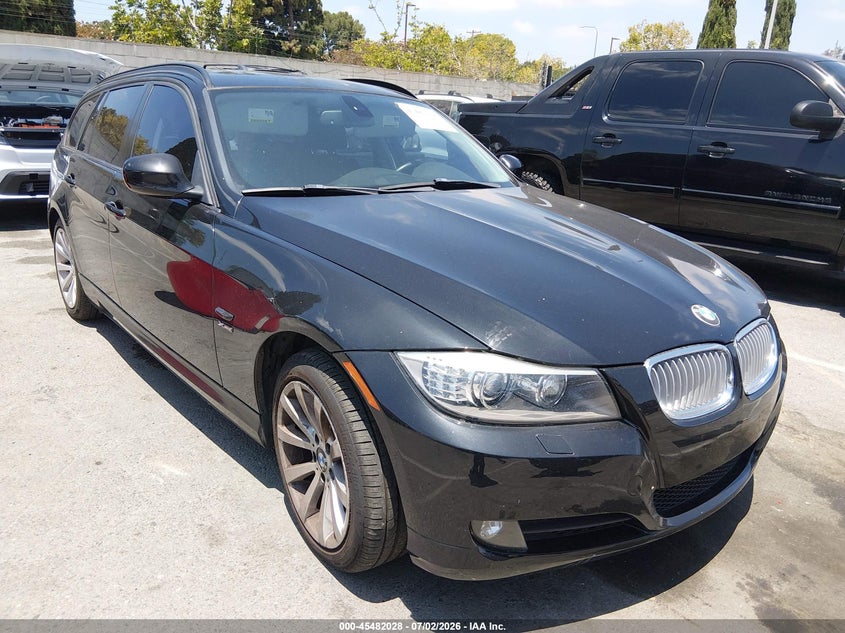 2011 BMW 3 series VIN WBAUU3C53BA541469 IAAI salvage auction — LEFT REAR, Salvage (California), sold $1,875 on 2026-07-30 (photo 1)