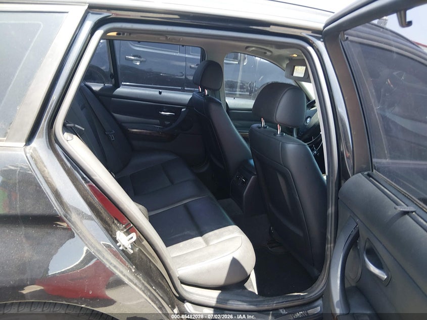 2011 BMW 3 series VIN WBAUU3C53BA541469 IAAI salvage auction — LEFT REAR, Salvage (California), sold $1,875 on 2026-07-30 (photo 8)