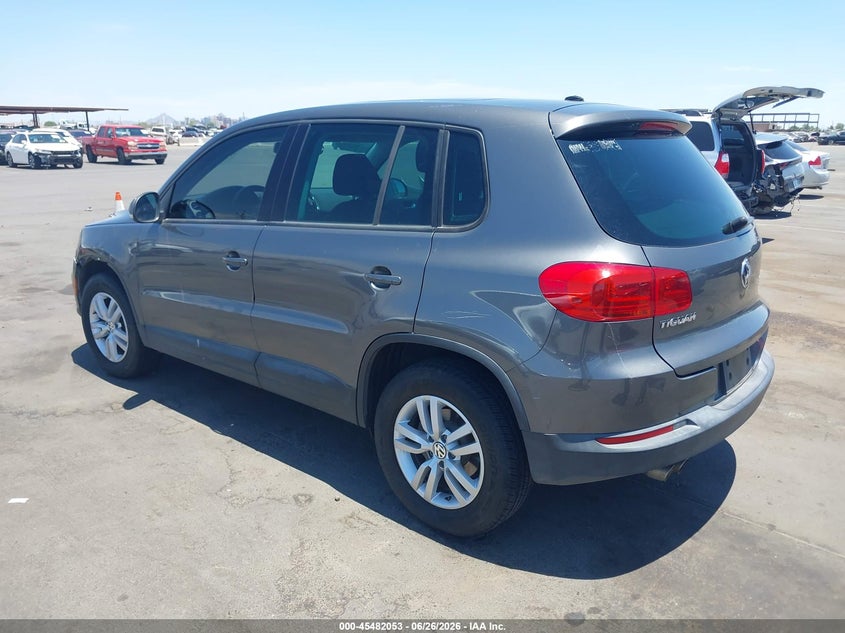 2013 Volkswagen Tiguan VIN WVGBV3AX0DW613757 IAAI salvage auction — RIGHT FRONT, Salvage Title, sold $1,500 on 2026-08-11 (photo 3)