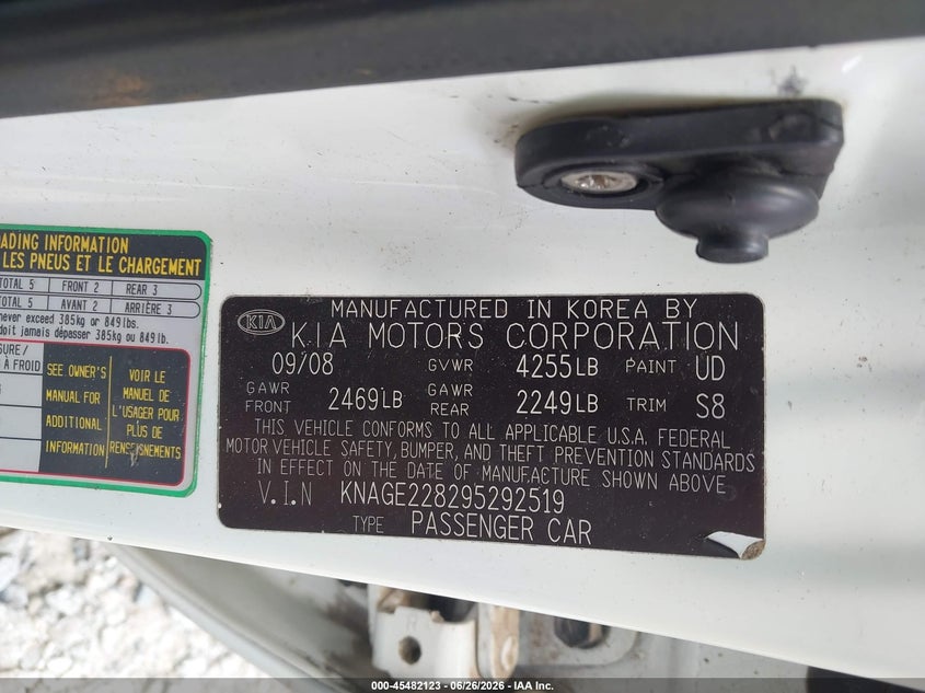 2009 Kia Optima VIN KNAGE228295292519 IAAI salvage auction — NORMAL WEAR, Repossession Paperwork (Georgia), sold $275 on 2026-07-31 (photo 9)