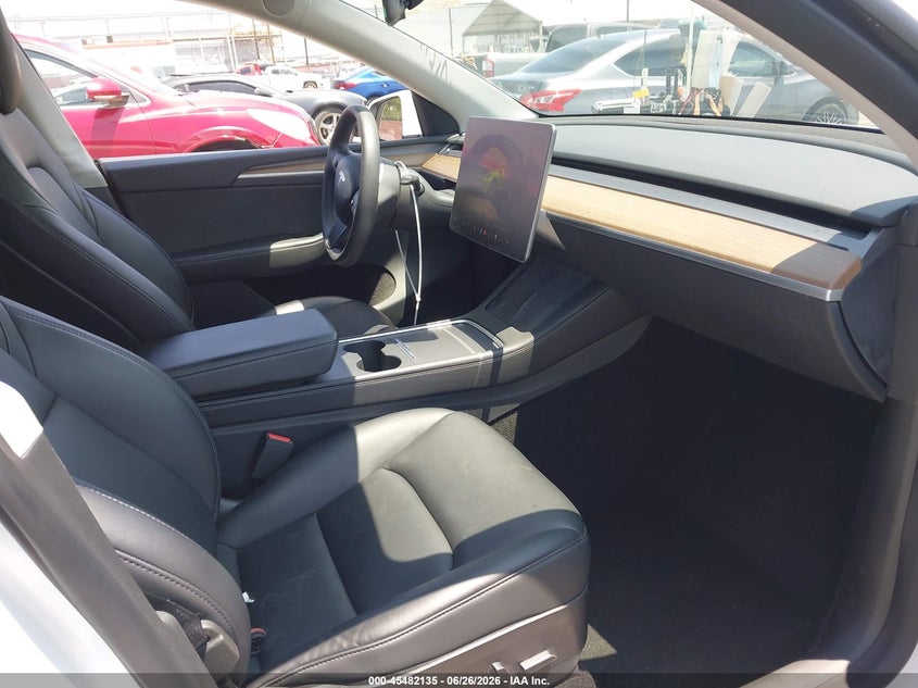 2022 Tesla Model y VIN 7SAYGAEE8NF544606 IAAI salvage auction — FRONT END, Salvage (California), sold $10,600 on 2026-07-05 (photo 5)