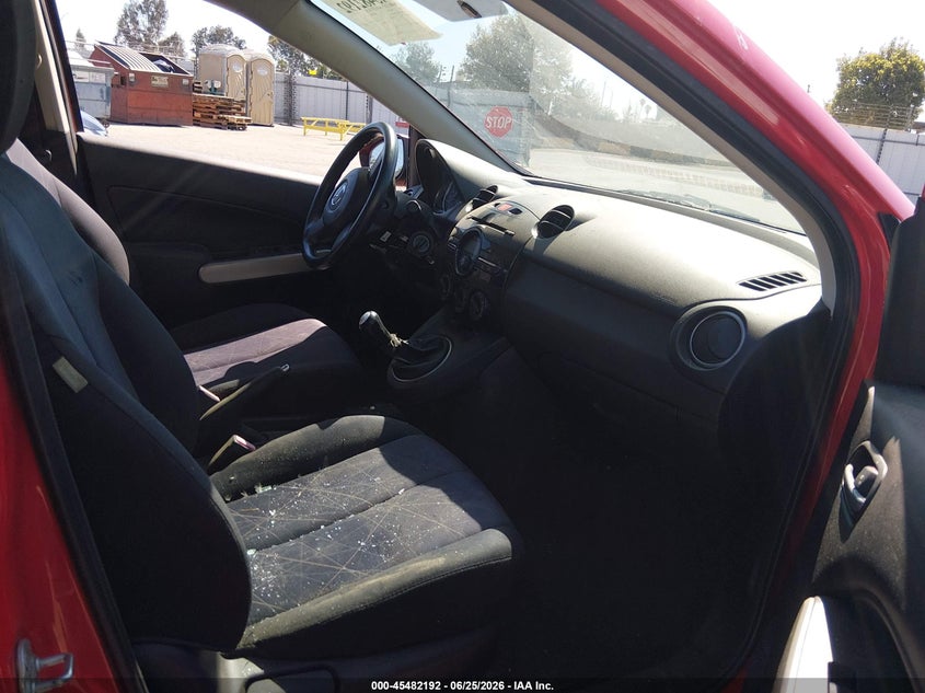 2013 Mazda 2 VIN JM1DE1KZ2D0169270 IAAI salvage auction — NORMAL WEAR, Clear - Dealer Only (California), sold $600 on 2026-07-18 (photo 5)