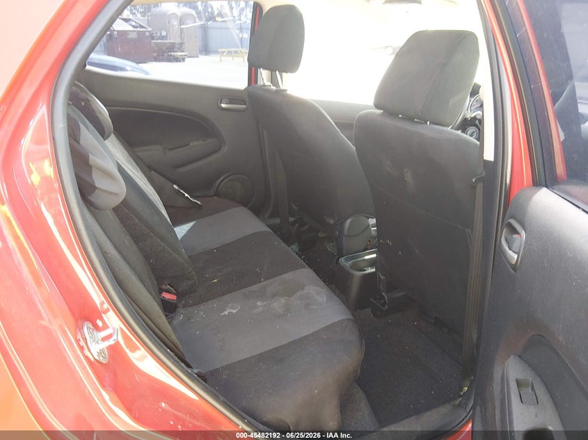 2013 Mazda 2 VIN JM1DE1KZ2D0169270 IAAI salvage auction — NORMAL WEAR, Clear - Dealer Only (California), sold $600 on 2026-07-18 (photo 8)