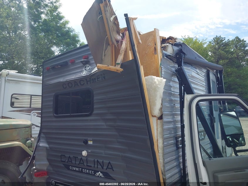2025 Catalina N/a VIN 5ZT2CABC9SK009489 IAAI salvage auction — REAR END, Mv-907A (New York), sold $825 on 2026-07-14 (photo 6)