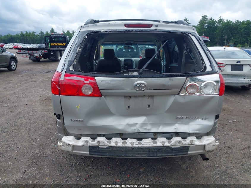 2007 Toyota Sienna VIN 5TDZK23C77S018084 IAAI salvage auction — REAR END, Clear (Massachusetts), sold $525 on 2026-07-24 (photo 6)
