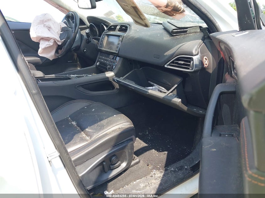 2018 Jaguar F-pace VIN SADCK2EV6JA240063 IAAI salvage auction — ROLLOVER, Mv-907A (New York), sold $675 on 2026-07-23 (photo 5)