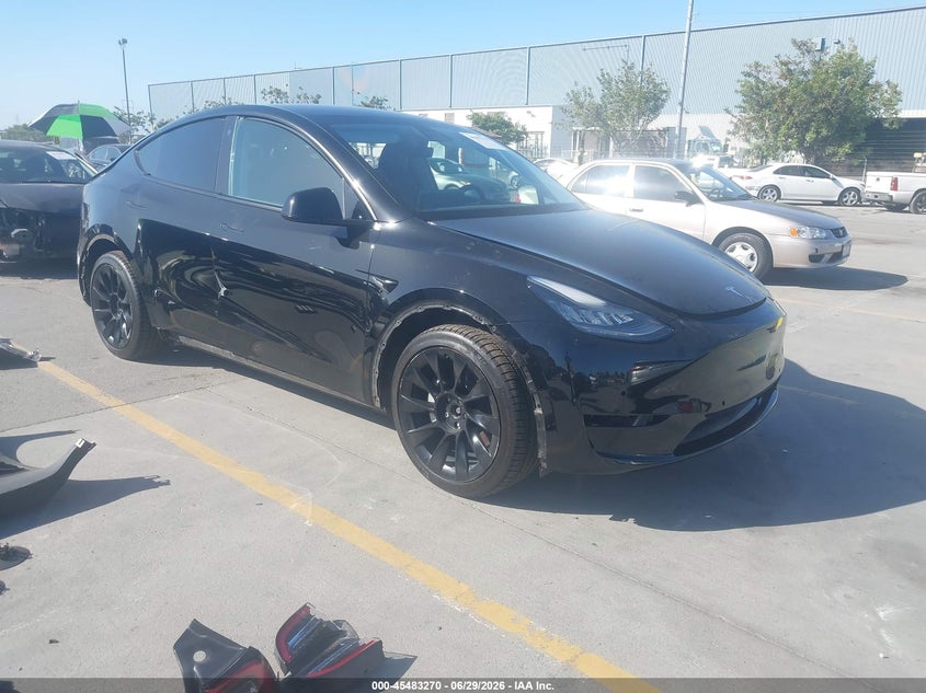 2021 Tesla Model y VIN 5YJYGDEE7MF076557 IAAI salvage auction — REAR END, Salvage (California), sold $8,100 on 2026-07-20 (photo 1)