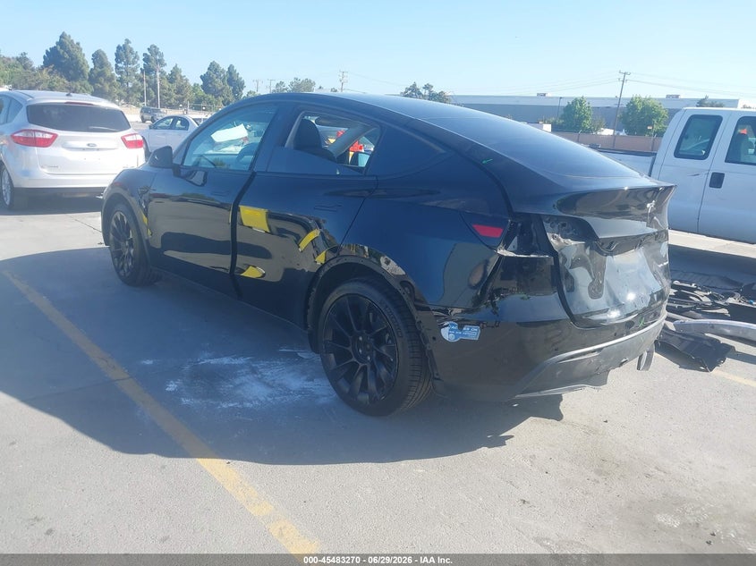2021 Tesla Model y VIN 5YJYGDEE7MF076557 IAAI salvage auction — REAR END, Salvage (California), sold $8,100 on 2026-07-20 (photo 3)
