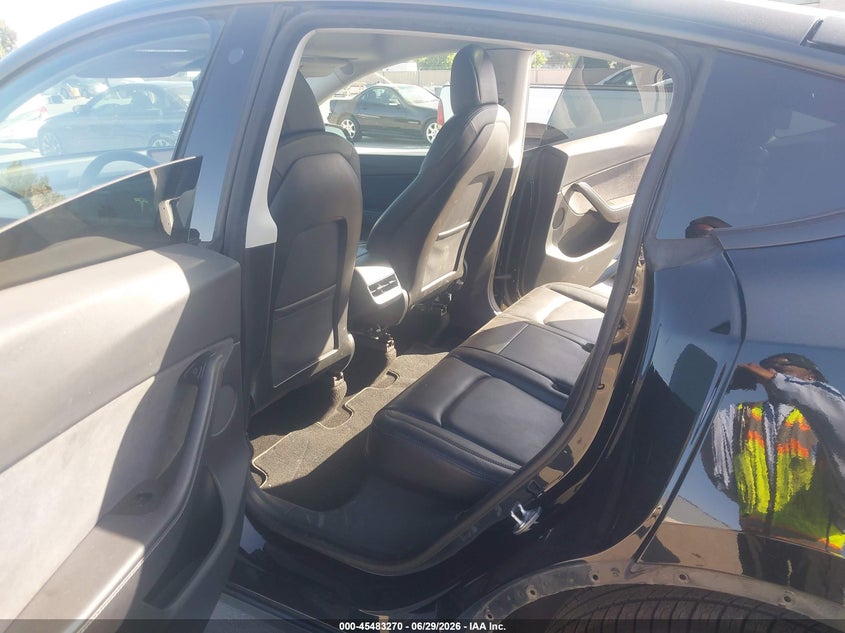 2021 Tesla Model y VIN 5YJYGDEE7MF076557 IAAI salvage auction — REAR END, Salvage (California), sold $8,100 on 2026-07-20 (photo 8)