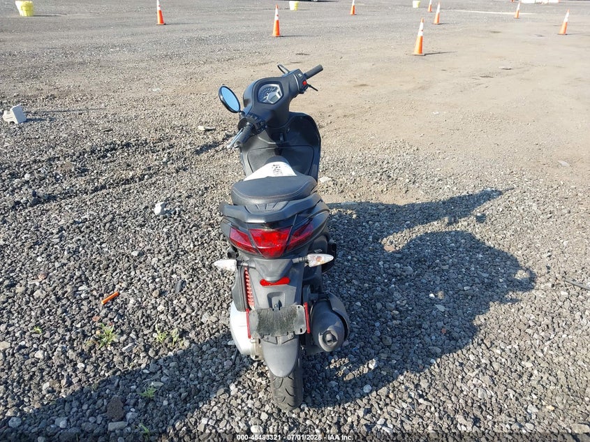 2022 Piaggio VIN ZAPM898G1N7003471 IAAI salvage auction — THEFT, Mv-907A (New York), sold $200 on 2026-08-04 (photo 6)