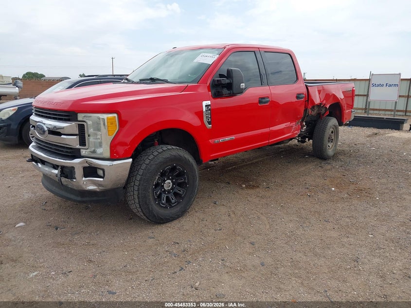 2017 Ford F250 VIN 1FT7W2BT7HEB68989 IAAI salvage auction — SIDE, Salvage Title, sold $7,000 on 2026-09-05 (photo 2)