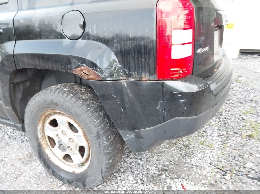 2016 Jeep Liberty (patriot) VIN 1C4NJRBB6GD566396 IAAI salvage auction — NORMAL WEAR, Clear (Florida), sold $300 on 2026-07-17 (photo 6)