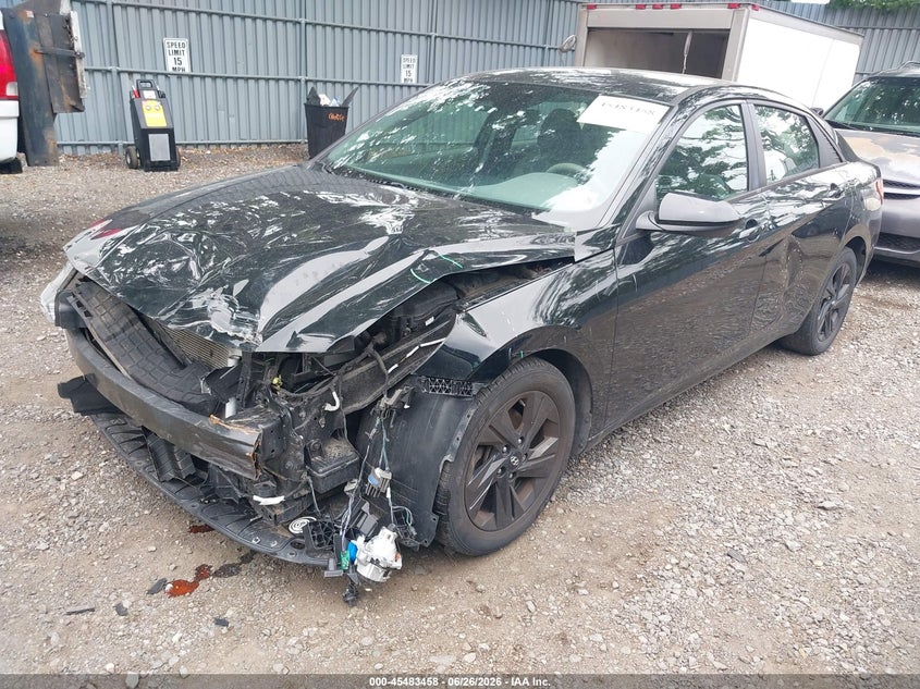 2021 Hyundai Elantra VIN 5NPLM4AG7MH012210 IAAI salvage auction — FRONT & REAR, Salvage (New Jersey), sold $2,800 on 2026-07-29 (photo 2)