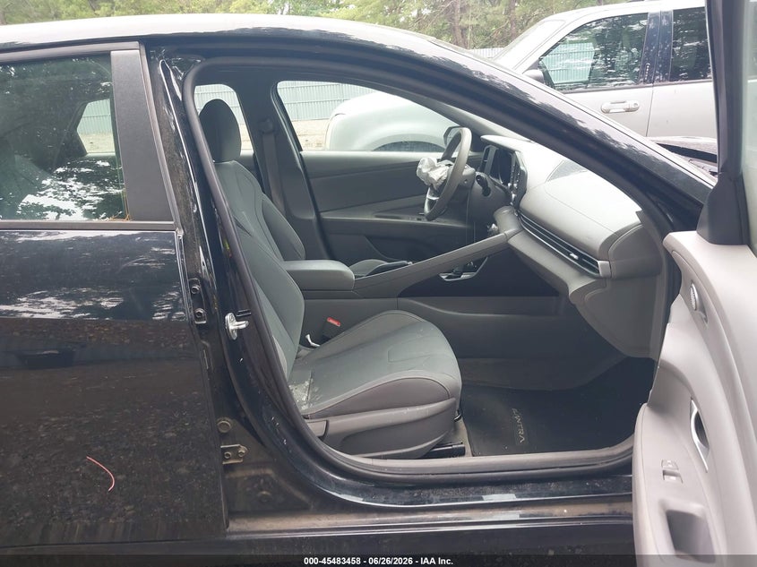 2021 Hyundai Elantra VIN 5NPLM4AG7MH012210 IAAI salvage auction — FRONT & REAR, Salvage (New Jersey), sold $2,800 on 2026-07-29 (photo 5)