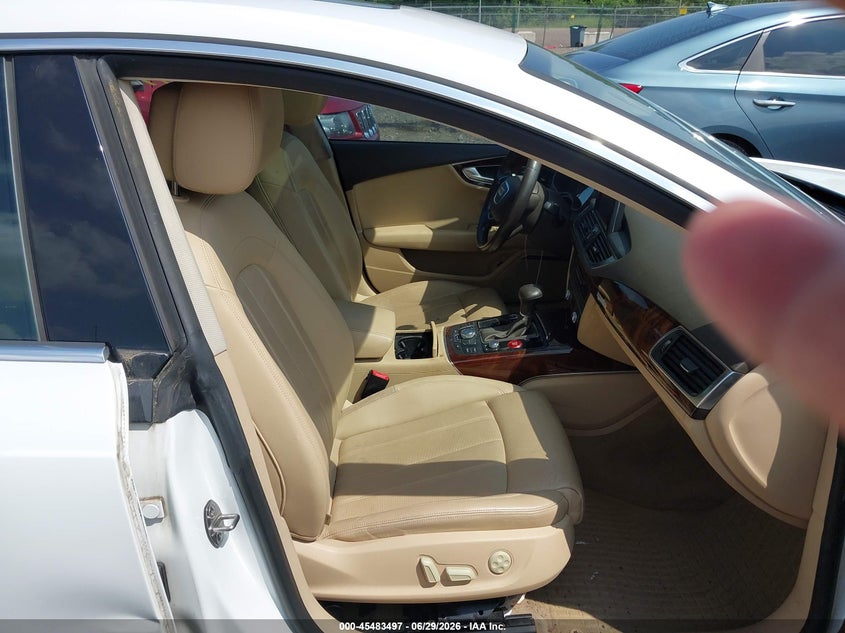 2012 Audi A7 VIN WAUSGAFC6CN008619 IAAI salvage auction — SIDE, Salvage (Ohio), sold $2,650 on 2026-07-15 (photo 5)