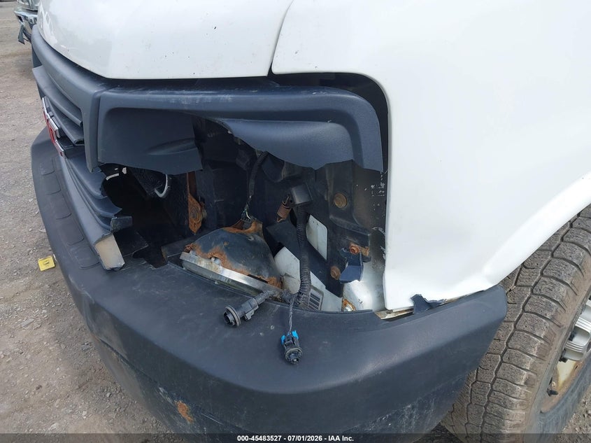 2013 Gmc Savana VIN 1GTW7GCA2D1172579 IAAI salvage auction — LEFT FRONT, Mv-907A (New York), sold $375 on 2026-07-09 (photo 6)