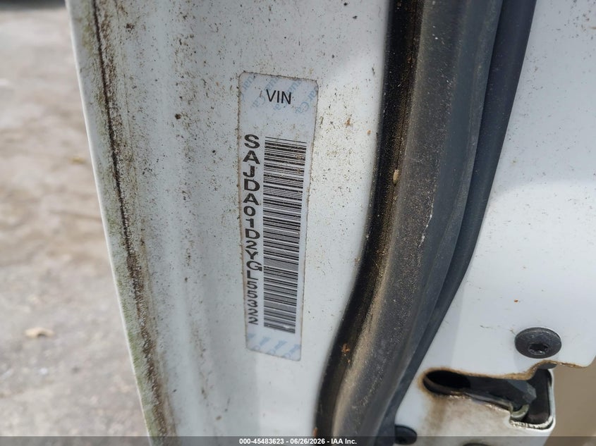 2000 Jaguar S type VIN SAJDA01D2YGL55322 IAAI salvage auction — NORMAL WEAR, Clear (Virginia), sold $300 on 2026-07-17 (photo 9)