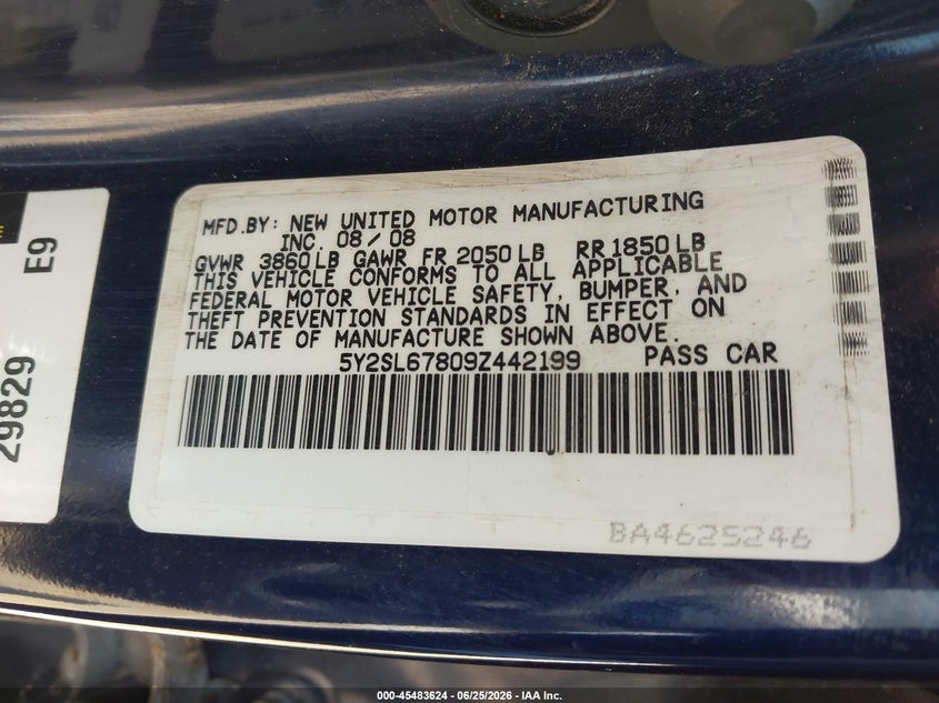 2009 Pontiac Vibe VIN 5Y2SL67809Z442199 IAAI salvage auction — NORMAL WEAR, Clear (Maryland), sold $375 on 2026-07-09 (photo 9)