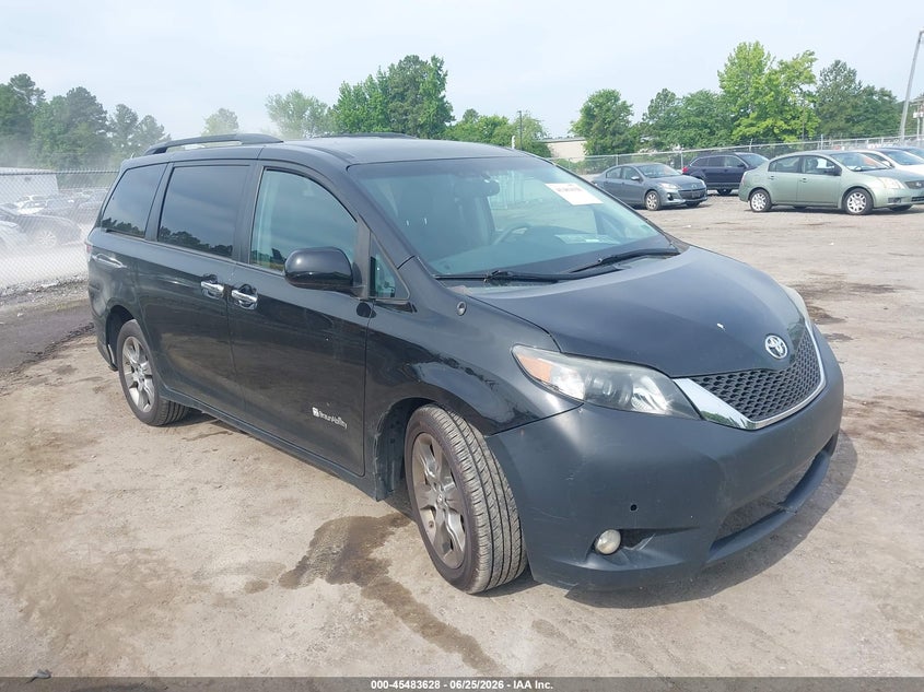 2014 Toyota Sienna VIN 5TDXK3DC6ES422714 IAAI salvage auction — FRONT & REAR, Clear (Virginia), sold $725 on 2026-07-31 (photo 1)