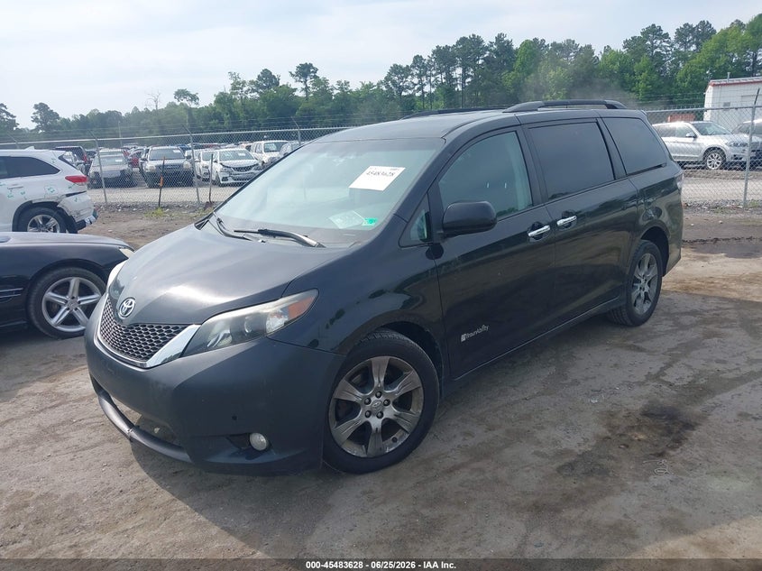 2014 Toyota Sienna VIN 5TDXK3DC6ES422714 IAAI salvage auction — FRONT & REAR, Clear (Virginia), sold $725 on 2026-07-31 (photo 2)