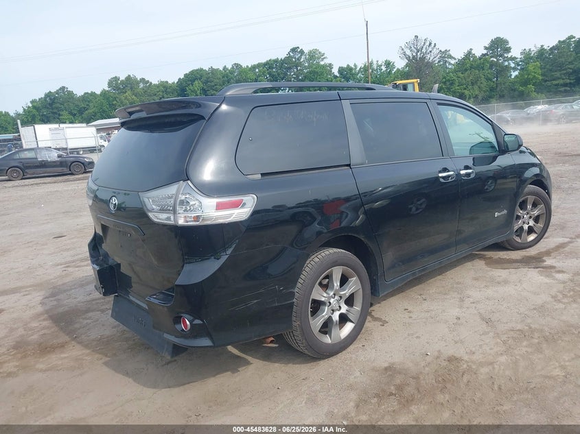 2014 Toyota Sienna VIN 5TDXK3DC6ES422714 IAAI salvage auction — FRONT & REAR, Clear (Virginia), sold $725 on 2026-07-31 (photo 4)