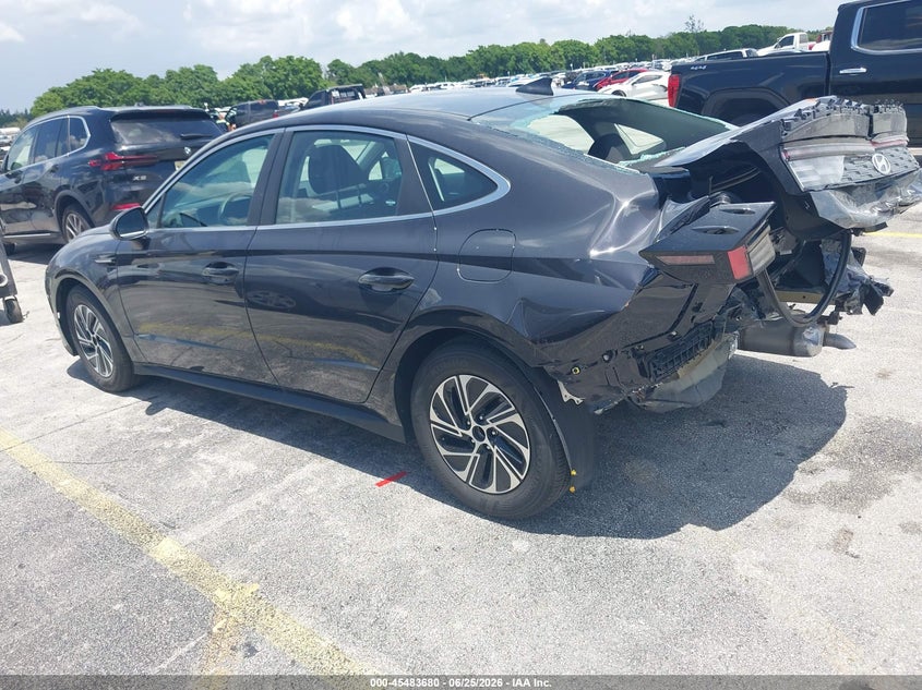 2026 Hyundai Sonata VIN KMHL24JJXTA145532 IAAI salvage auction — REAR END, Rebuildable (Florida), sold $5,775 on 2026-07-09 (photo 3)