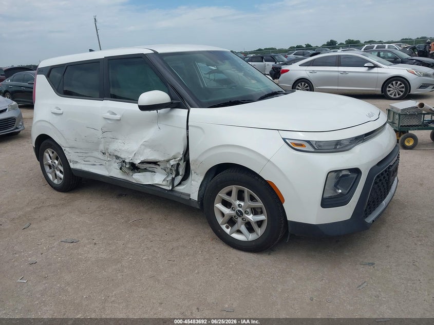 2022 Kia Soul VIN KNDJ23AU9N7156408 IAAI salvage auction — SIDE, Salvage (Texas), sold $2,600 on 2026-08-02 (photo 1)