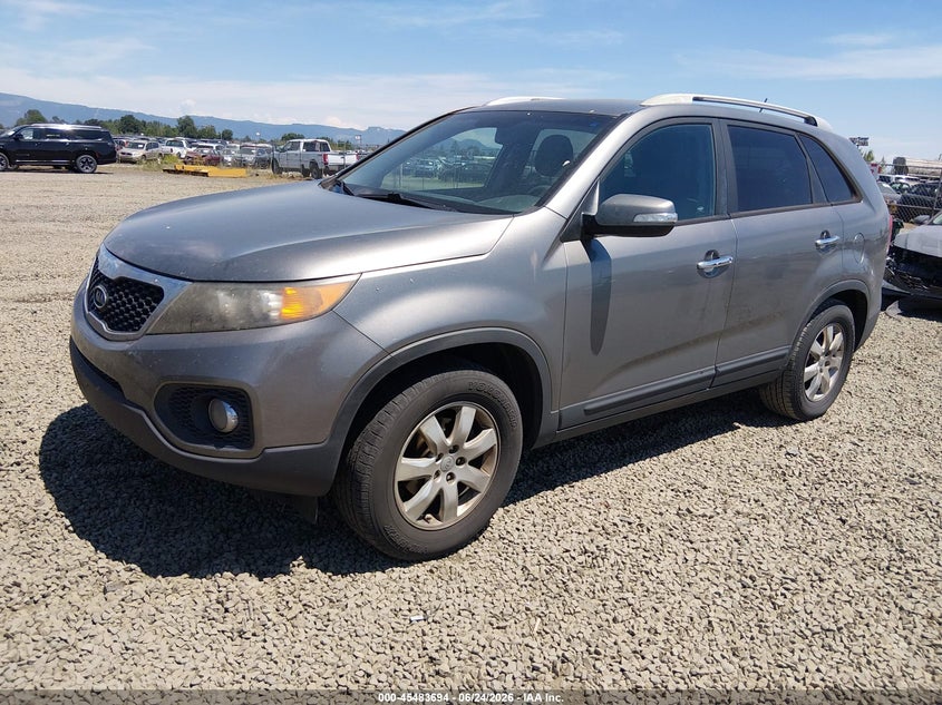 2012 Kia Sorento VIN 5XYKT3A64CG210054 IAAI salvage auction — NORMAL WEAR, Peddle Clear Public-Restricted (Oregon), sold $325 on 2026-07-29 (photo 2)