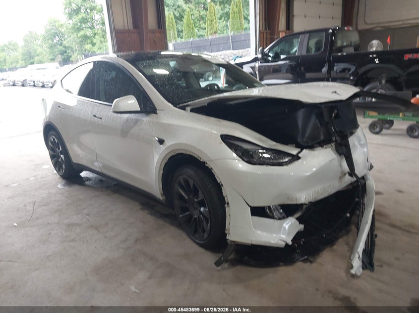 2023 Tesla Model y VIN 7SAYGDEE2PF792211 IAAI salvage auction — FRONT END, Salvage Title, sold $9,750 on 2026-08-27 (photo 1)