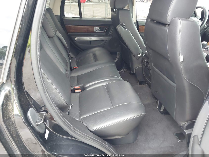 2011 Land rover Range rover sport VIN SALSF2D46BA272283 IAAI salvage auction — NORMAL WEAR, Clear (Virginia), sold $25 on 2026-07-31 (photo 8)