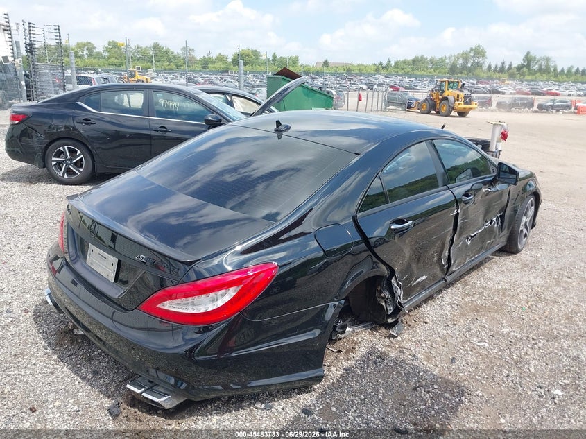 2012 Mercedes-benz Cls-klasse amg VIN WDDLJ7EBXCA025599 IAAI salvage auction — RIGHT SIDE, Salvage (Illinois), sold $5,000 on 2026-08-12 (photo 4)