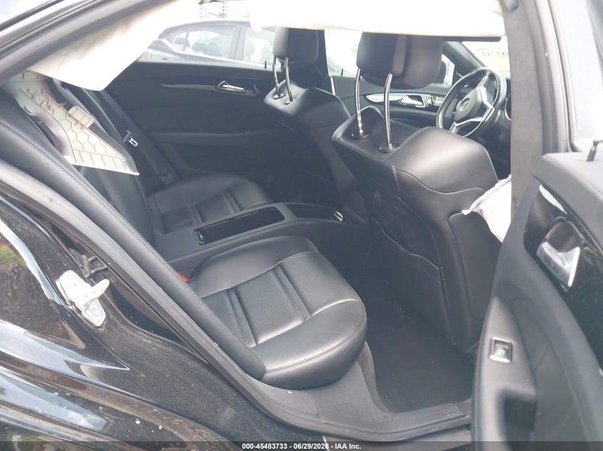 2012 Mercedes-benz Cls-klasse amg VIN WDDLJ7EBXCA025599 IAAI salvage auction — RIGHT SIDE, Salvage (Illinois), sold $5,000 on 2026-08-12 (photo 8)