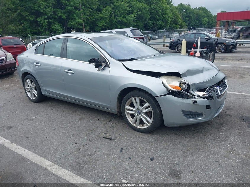 2013 Volvo S60 VIN YV1612FS7D2171800 IAAI salvage auction — FRONT END, Wait Title, sold $350 on 2026-08-20 (photo 1)