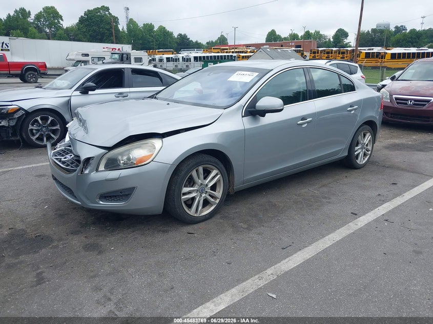 2013 Volvo S60 VIN YV1612FS7D2171800 IAAI salvage auction — FRONT END, Wait Title, sold $350 on 2026-08-20 (photo 2)