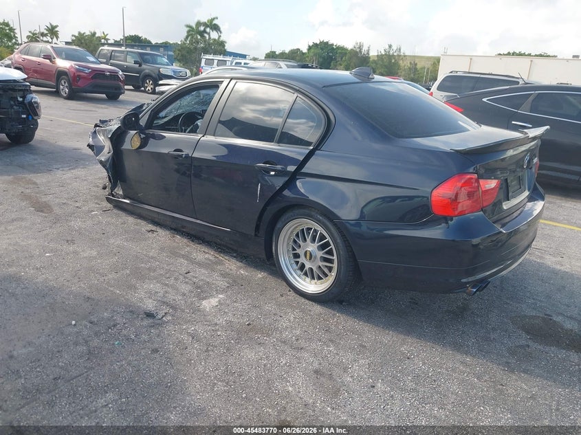 2010 BMW 3 series VIN WBAPH7G52ANM51417 IAAI salvage auction — FRONT END, Certificate Of Destruction (Florida), sold $375 on 2026-07-16 (photo 3)