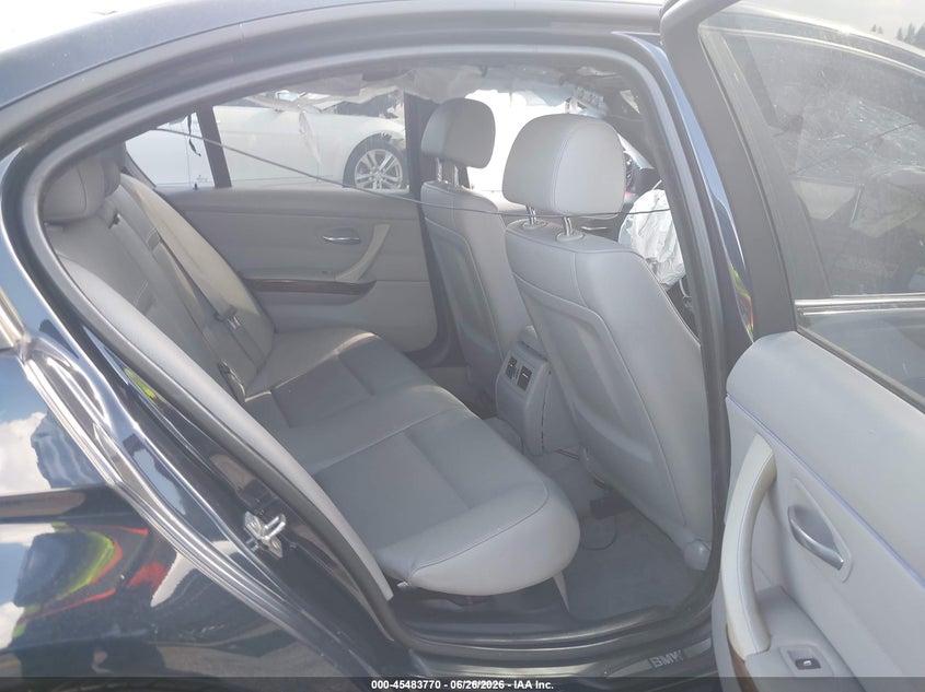 2010 BMW 3 series VIN WBAPH7G52ANM51417 IAAI salvage auction — FRONT END, Certificate Of Destruction (Florida), sold $375 on 2026-07-16 (photo 8)