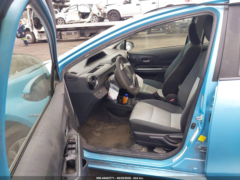 2015 Toyota Prius c VIN JTDKDTB3XF1110644 IAAI salvage auction — LEFT FRONT, Salvage Title, sold $1,750 on 2026-07-17 (photo 5)